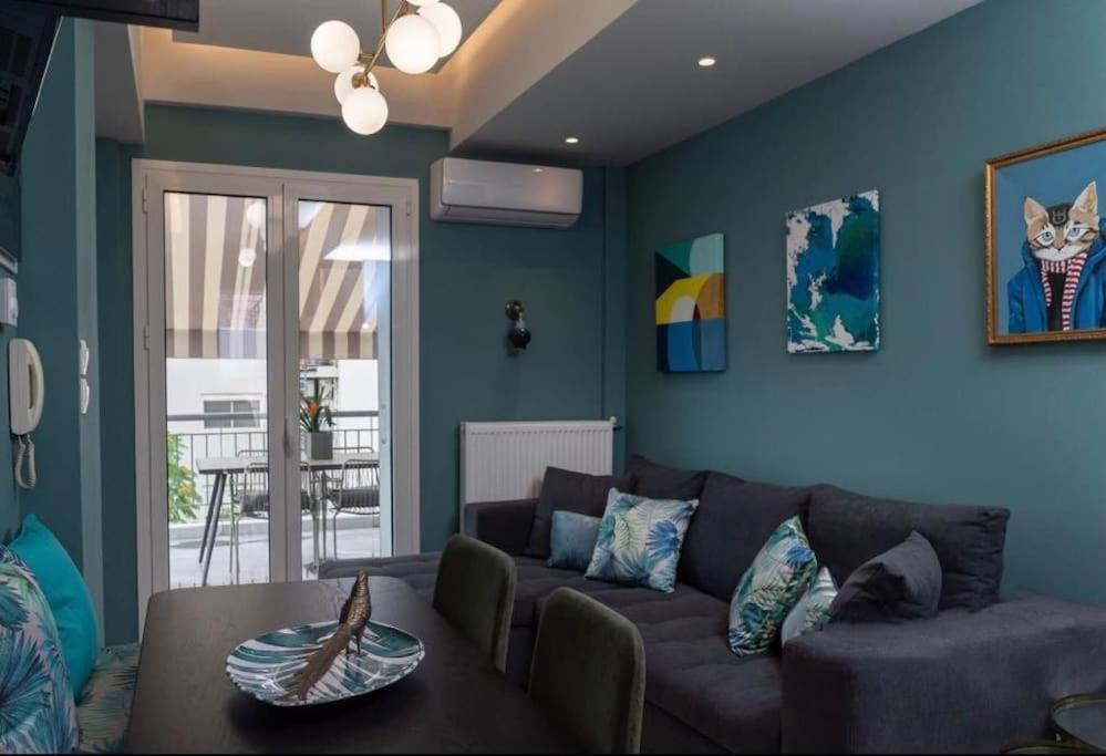 Artistic Apt In Vibrant Gazi With Large Terrace By Ghh Atenas Exterior foto