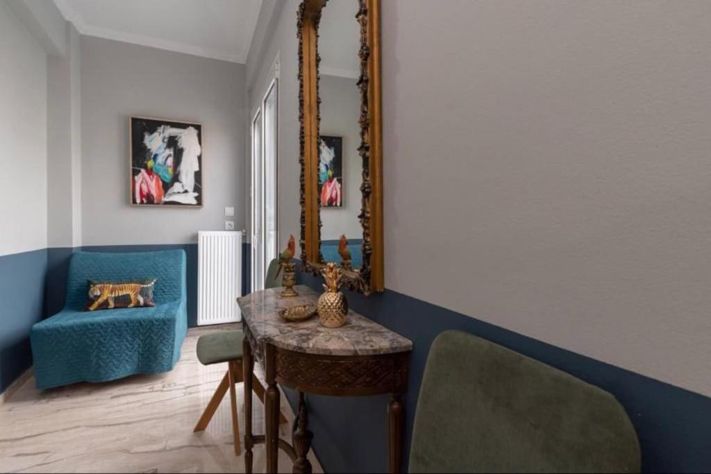 Artistic Apt In Vibrant Gazi With Large Terrace By Ghh Atenas Exterior foto