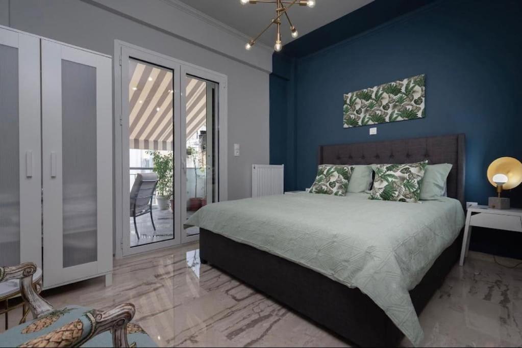 Artistic Apt In Vibrant Gazi With Large Terrace By Ghh Atenas Exterior foto
